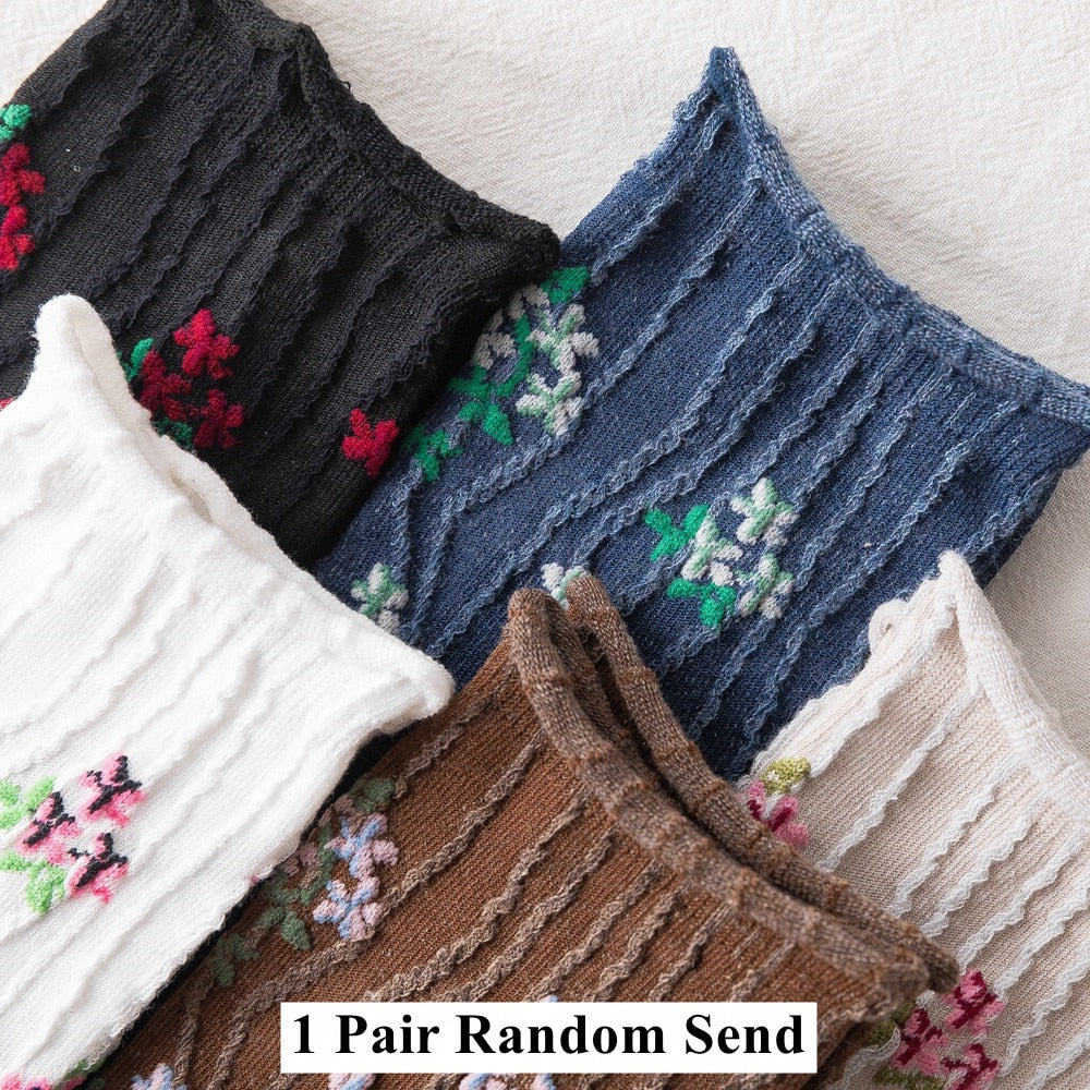 Floral Print Womens Socks Vintage Streetwear Cute Cotton Crew Socks