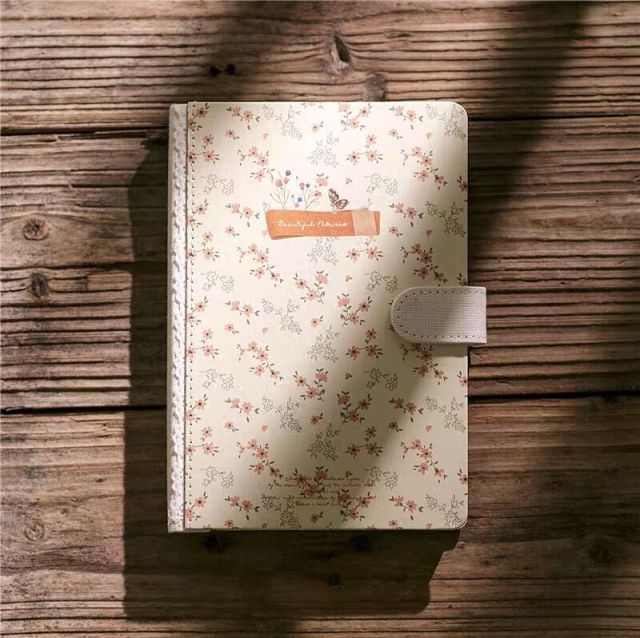 The Writer - 128 Sheets A5 Canvas Vintage Flower Notebook - TheDarkAcademic