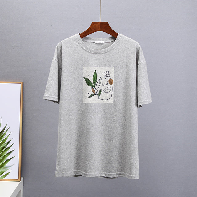 Daphne - Gallery Walk Abstract Simple Printed T Shirt - TheDarkAcademic